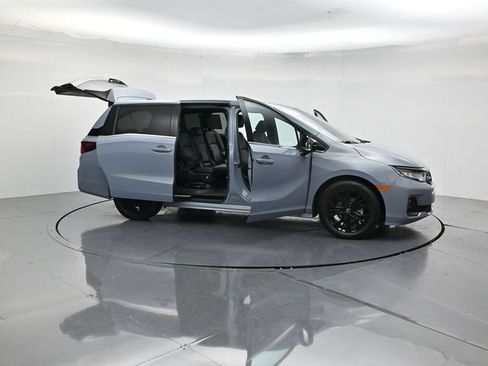 Used 2025 Honda Odyssey Sport-L image 54