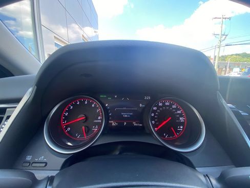 Used 2023 Toyota Camry XSE FWD image 16