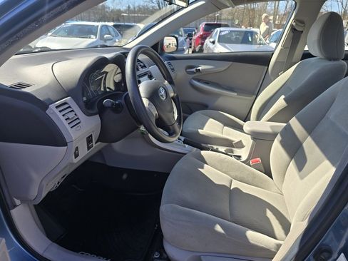 Used 2013 Toyota Corolla LE image 15