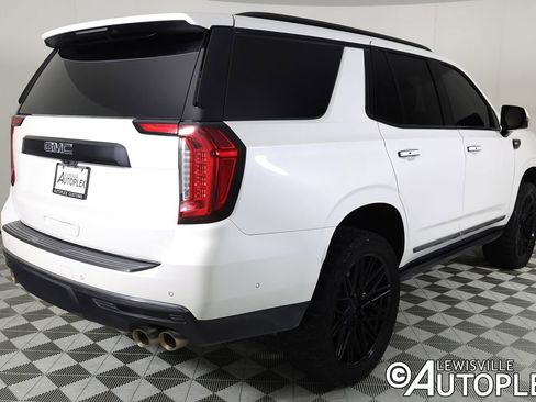 Used 2024 GMC Yukon Denali Ultimate AWD/4WD image 5