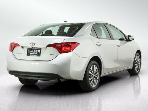 Used 2017 Toyota Corolla XLE FWD image 5