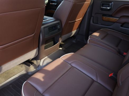 Used 2017 Chevrolet Silverado 1500 High Country image 21