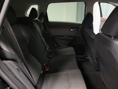 Used 2023 Nissan Rogue SV AWD/4WD image 31