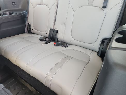 Certified 2025 Honda Pilot EX-L image 30