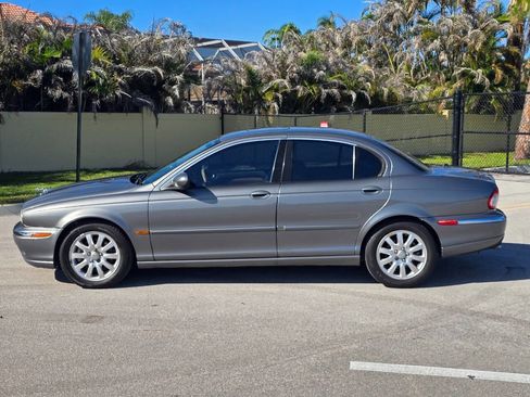 Used 2003 Jaguar X-TYPE 2.5 AWD/4WD image 4