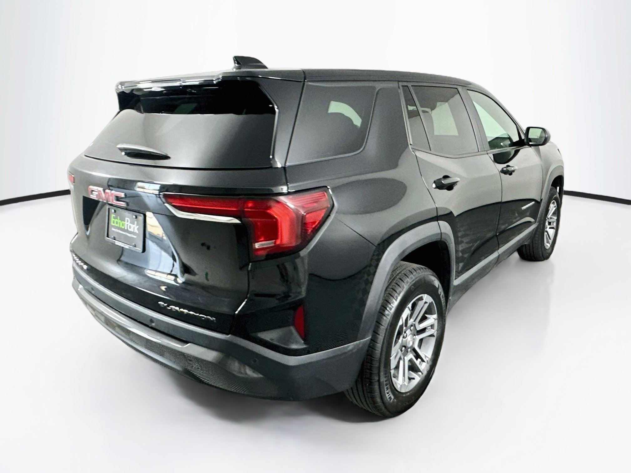 Used 2025 GMC Terrain Elevation FWD image 9