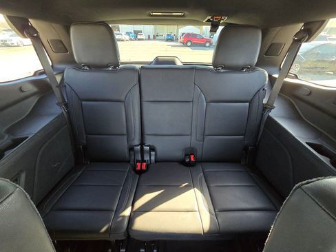 Used 2021 Chevrolet Tahoe Z71 image 23