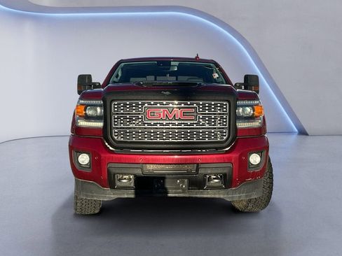 Used 2019 GMC Sierra 2500 Denali w/ Duramax Plus Package image 8