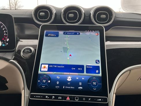 Used 2025 Mercedes-Benz GLC 350e 4MATIC image 22