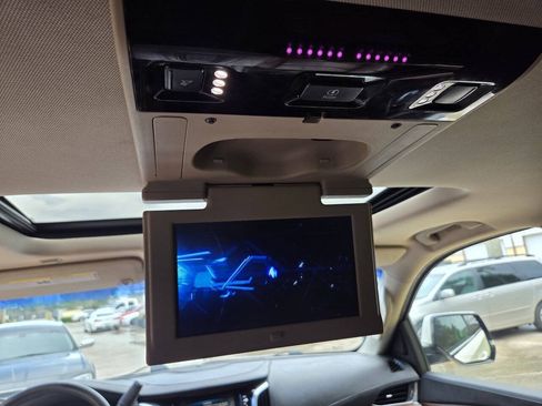 Used 2015 Cadillac Escalade Premium RWD image 15