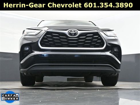 Used 2023 Toyota Highlander XLE image 50