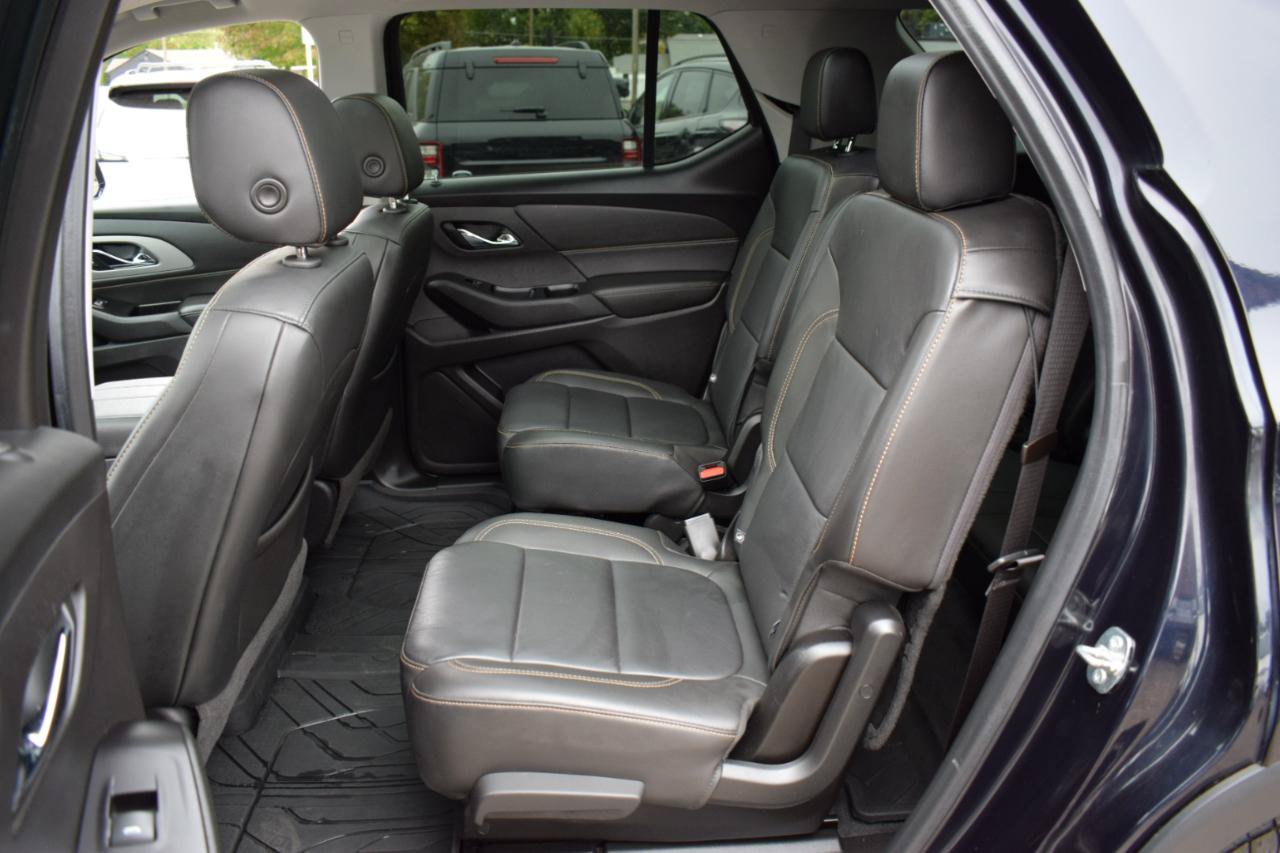 Used 2020 Chevrolet Traverse LT w/ LT Premium Package FWD image 37