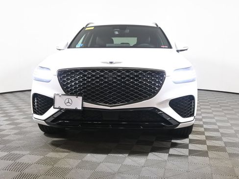 Used 2023 Genesis GV70 2.5T w/ Sport Prestige Package AWD/4WD image 10