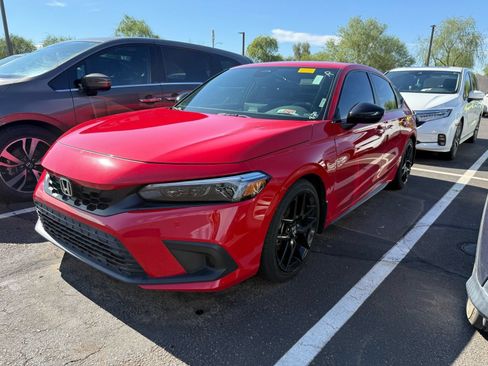 Used 2024 Honda Civic Sport image 2