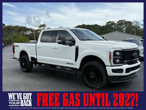 New 2026 Ford F250 Lariat w/ Black Appearance Package AWD/4WD image 2