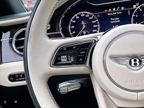 Used 2023 Bentley Continental GT Azure image 17