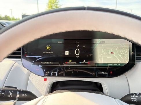 New 2026 Land Rover Range Rover Sport Dynamic SE image 24