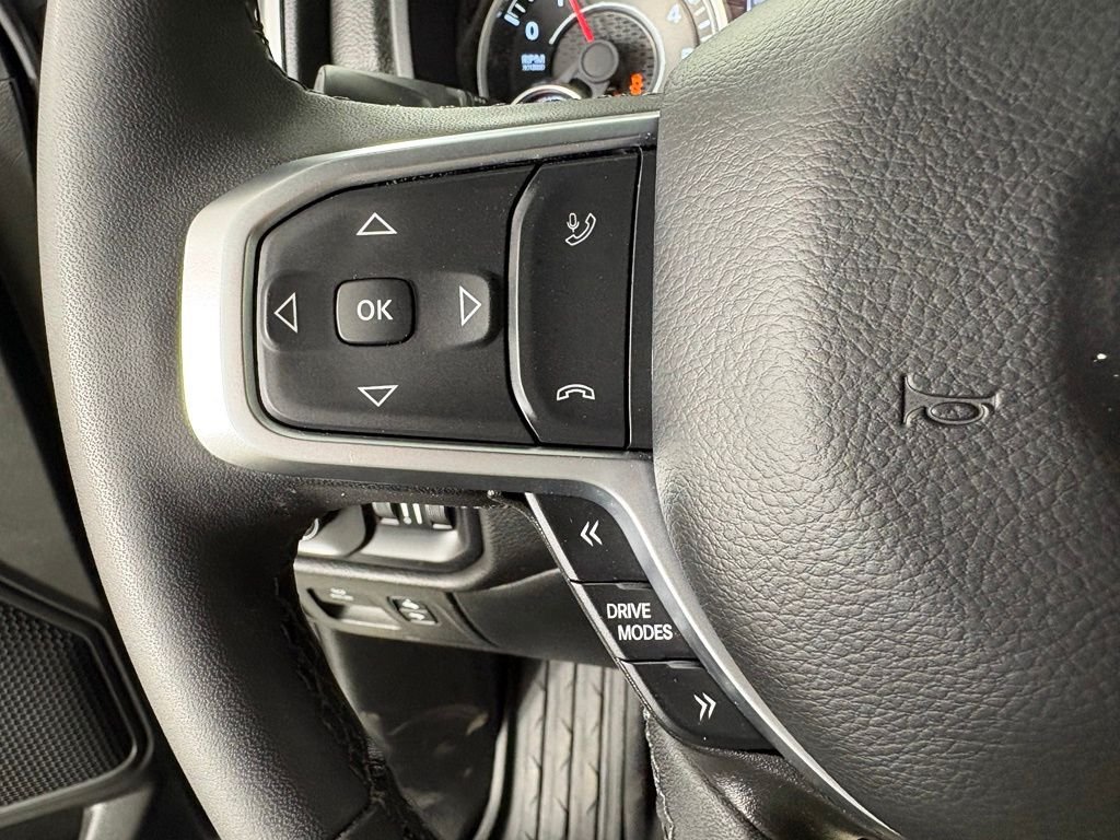 Used 2025 RAM 1500 Big Horn AWD/4WD image 23
