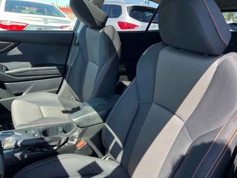 Used 2019 Subaru Crosstrek 2.0i Premium w/ Moonroof Package AWD/4WD image 12