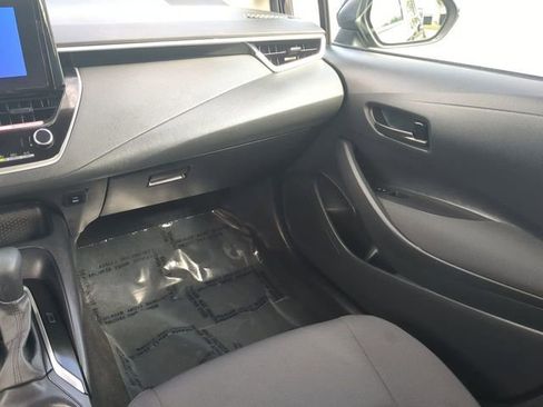 Certified 2025 Toyota Corolla LE image 16