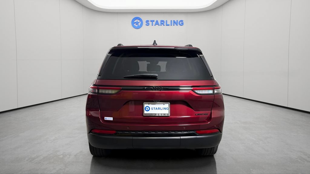 Used 2023 Jeep Grand Cherokee Limited w/ Black Appearance Package RWD image 7