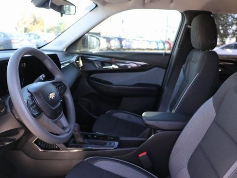 New 2025 Chevrolet TrailBlazer LS w/ LS Convenience Package image 5