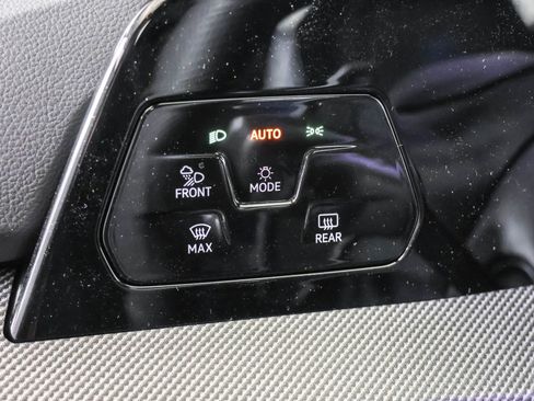 New 2026 Volkswagen Golf image 21