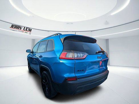 Certified 2023 Jeep Cherokee Altitude Lux image 4