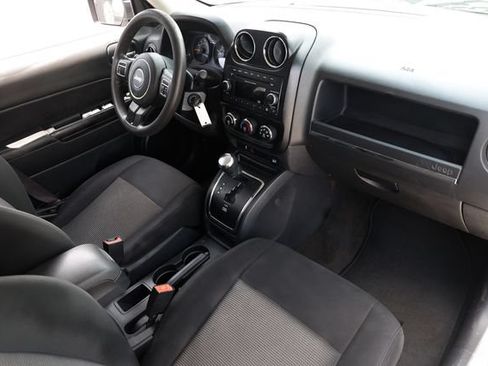 Used 2015 Jeep Patriot Sport w/ Power Value Group FWD image 21