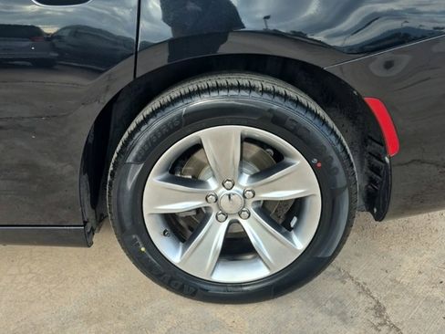Certified 2018 Dodge Charger SXT Plus image 10
