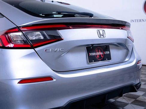 Used 2024 Honda Civic Sport image 11