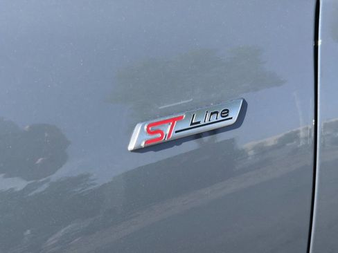 Used 2025 Ford Escape ST-Line image 11