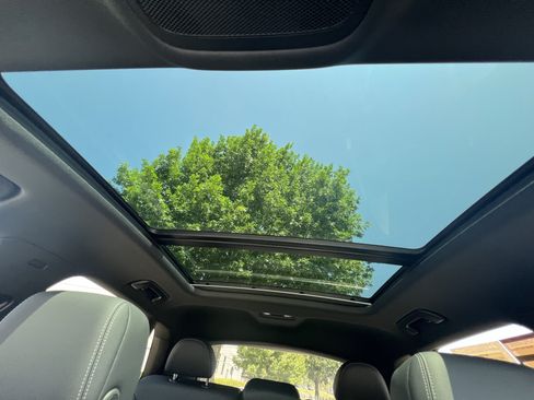 Certified 2025 Audi Q3 2.0T Premium AWD/4WD image 28