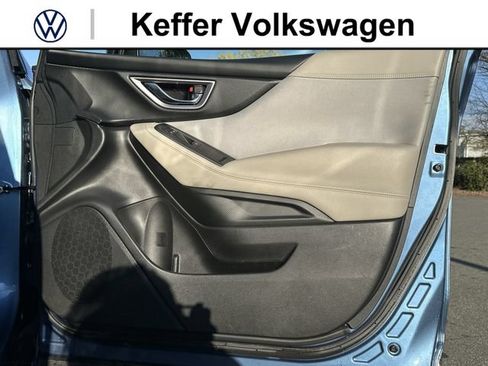 Used 2021 Subaru Forester Premium AWD/4WD image 30
