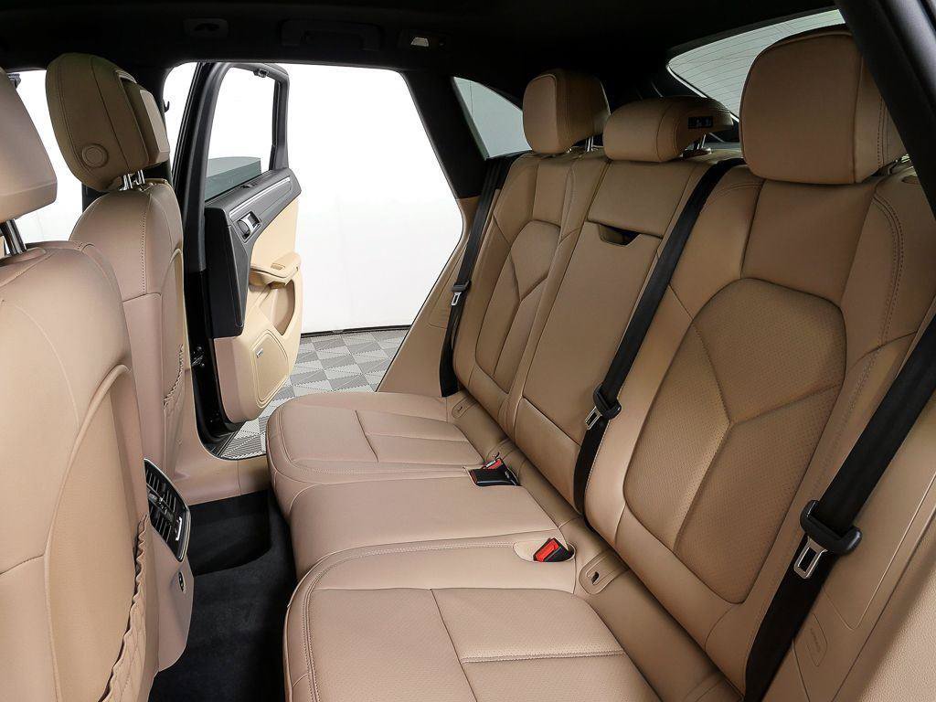 New 2026 Porsche Macan S AWD/4WD image 22