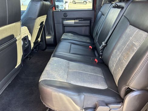 Used 2011 Ford F250 Lariat w/ Chrome Pkg image 18