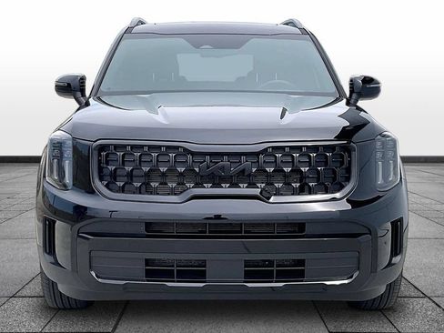 Used 2025 Kia Telluride EX X-Line AWD/4WD image 3