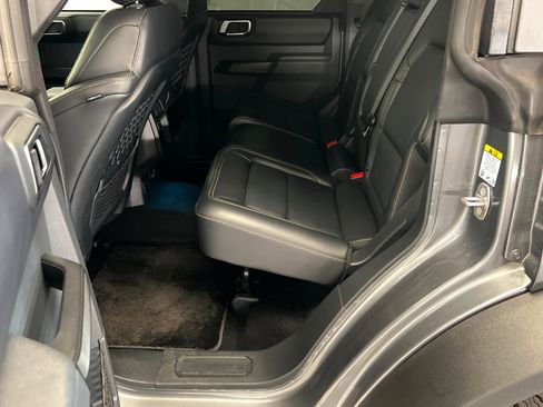 Used 2025 Ford Bronco Badlands AWD/4WD image 21