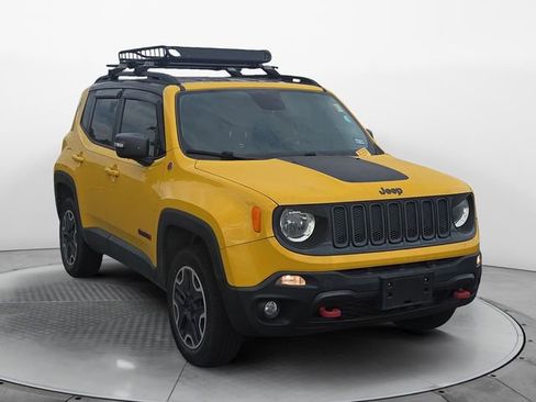 Used 2016 Jeep Renegade Trailhawk AWD/4WD image 7