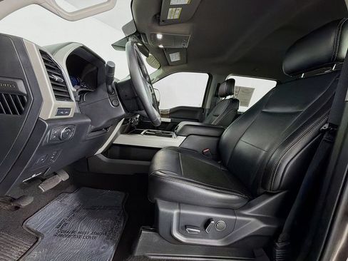 Used 2019 Ford F250 Lariat w/ Lariat Ultimate Package RWD image 12