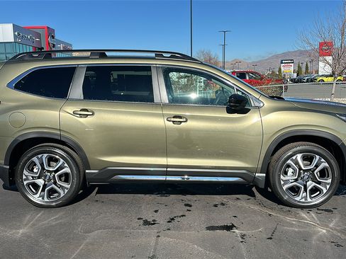 New 2026 Subaru Ascent Limited AWD/4WD image 2