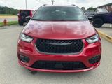 New 2025 Chrysler Pacifica Select w/ Fav Edition Package image 2