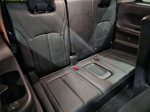 Used 2023 INFINITI QX60 Sensory w/ Vision Package FWD image 34
