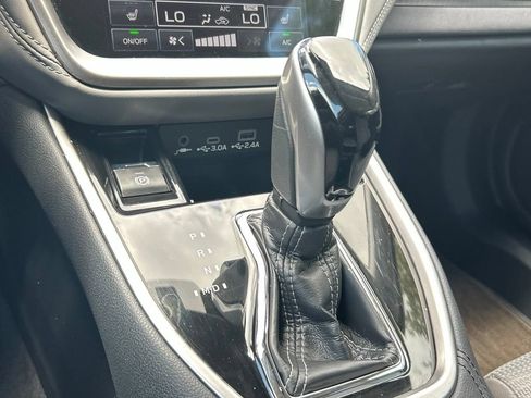 Used 2025 Subaru Outback Premium AWD/4WD image 49