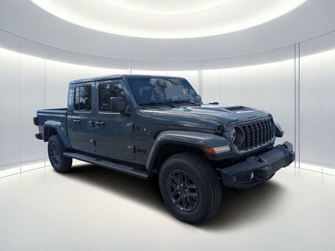 New 2026 Jeep Gladiator Sport AWD/4WD image 2