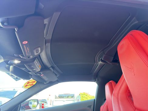 Used 2022 Chevrolet Corvette Stingray Preferred Cpe w/ Z51 Performance Package image 28