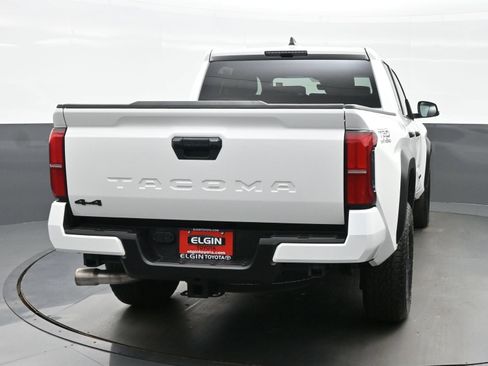 Used 2024 Toyota Tacoma TRD Off-Road AWD/4WD image 5