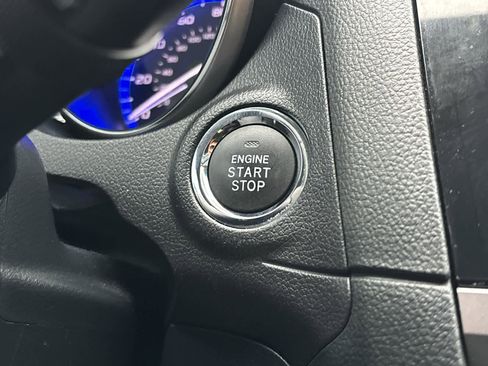 Used 2017 Subaru Outback 2.5i Limited AWD/4WD image 21