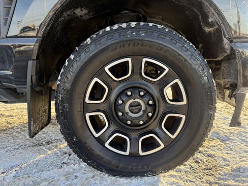 Used 2024 Ford F250 Platinum w/ Tremor Off-Road Package image 43