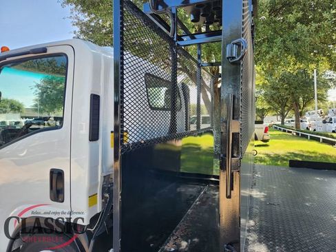 New 2024 Chevrolet Low Cab Forward RWD image 34